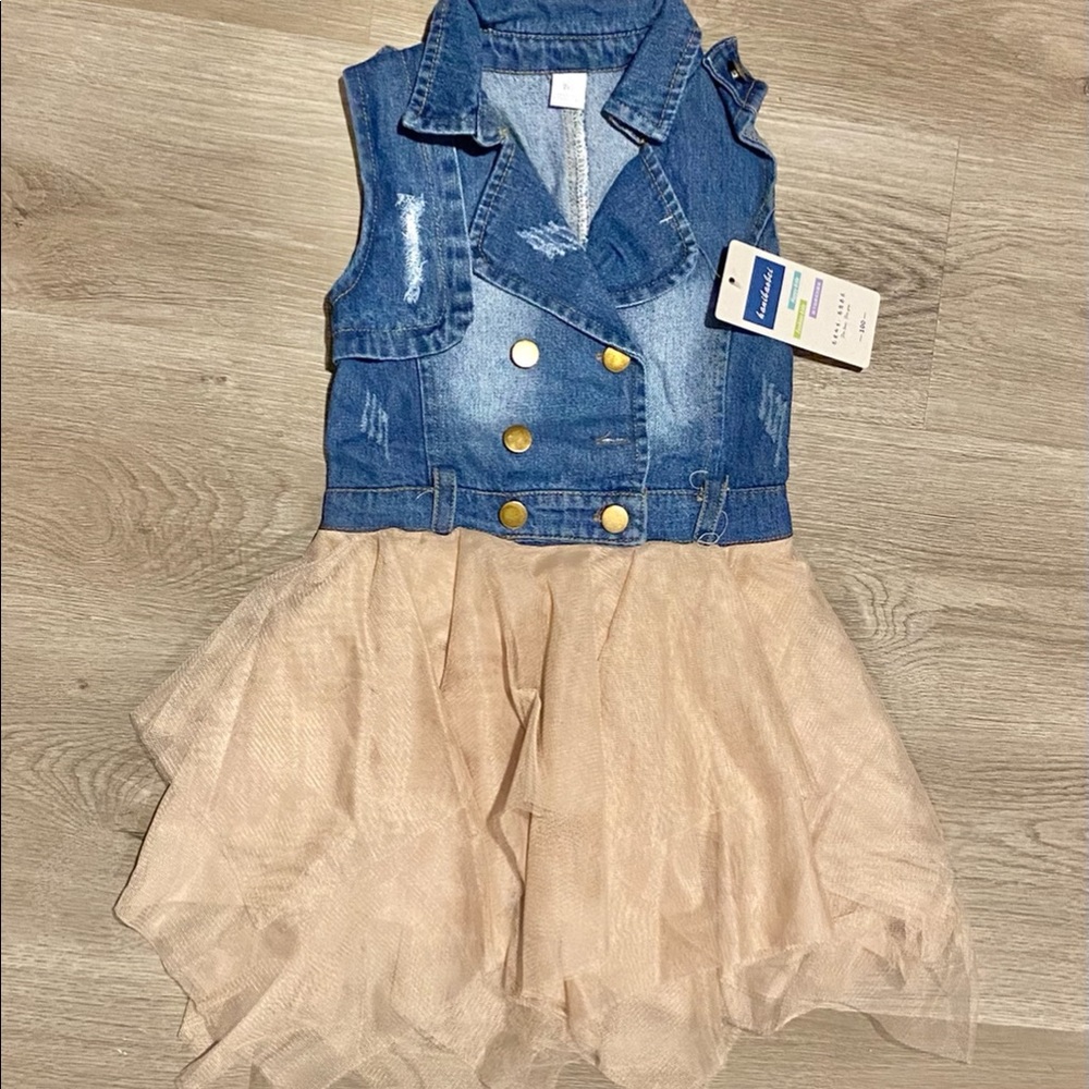Girls dress